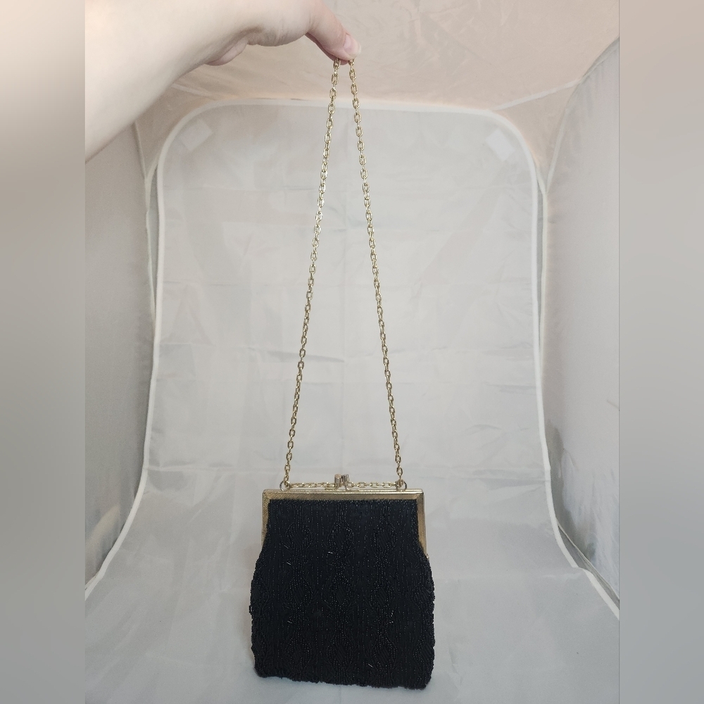 Vintage Black and Gold Beaded Purse w/ Adjustable chain strap Made in Hong Kong - Picture 5 of 7